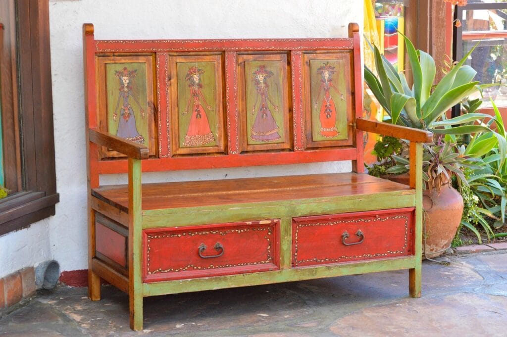 За нас 2 Антикварни мебели