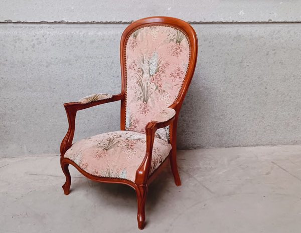 Единично кресло