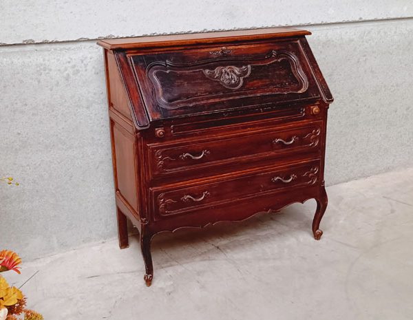 Антикварен секретер