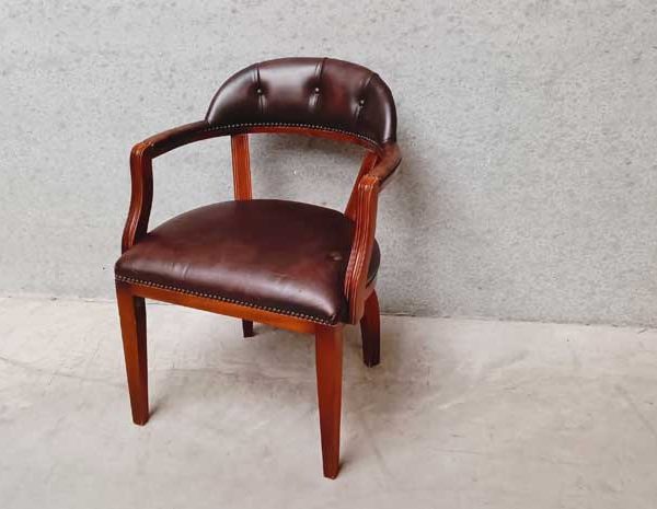 Стол "Chesterfield"