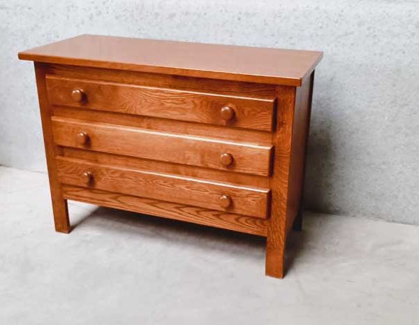 Рустикален комод